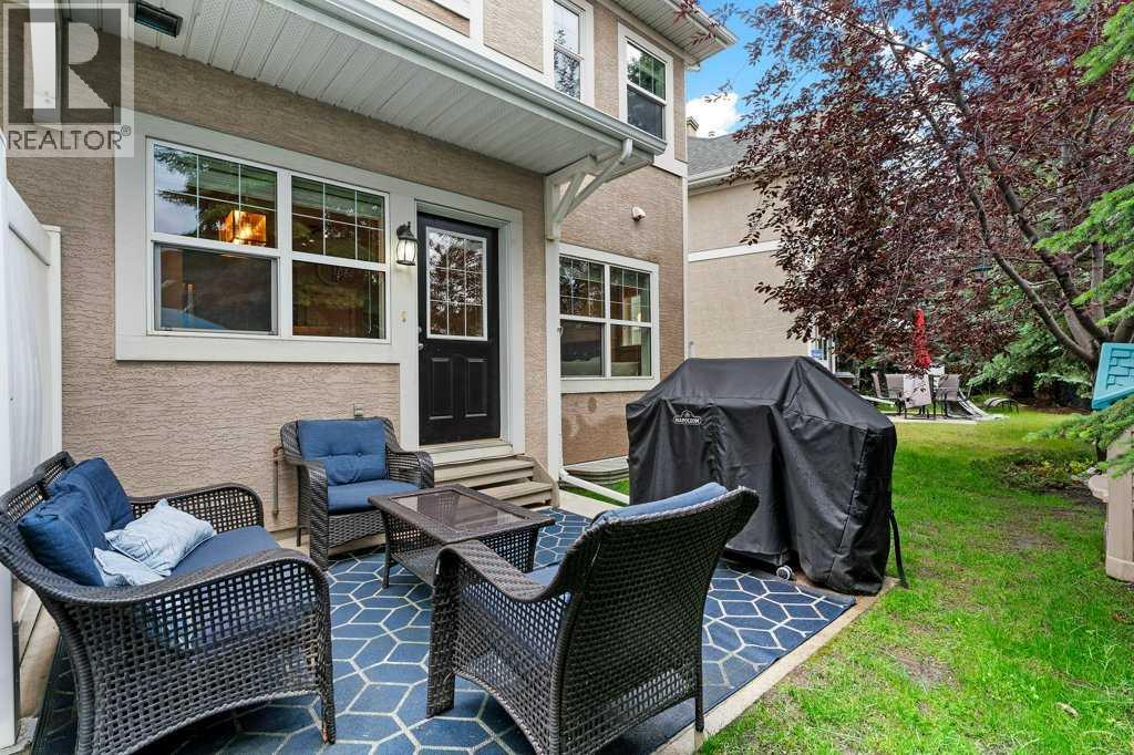 Single Family House for Sale in  Wentworth Common SW West Springs Calgary 