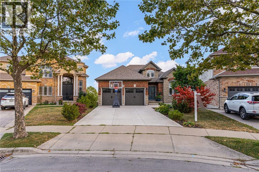 Photo 28 of 91 Candlewood Drive, Stoney Creek ON