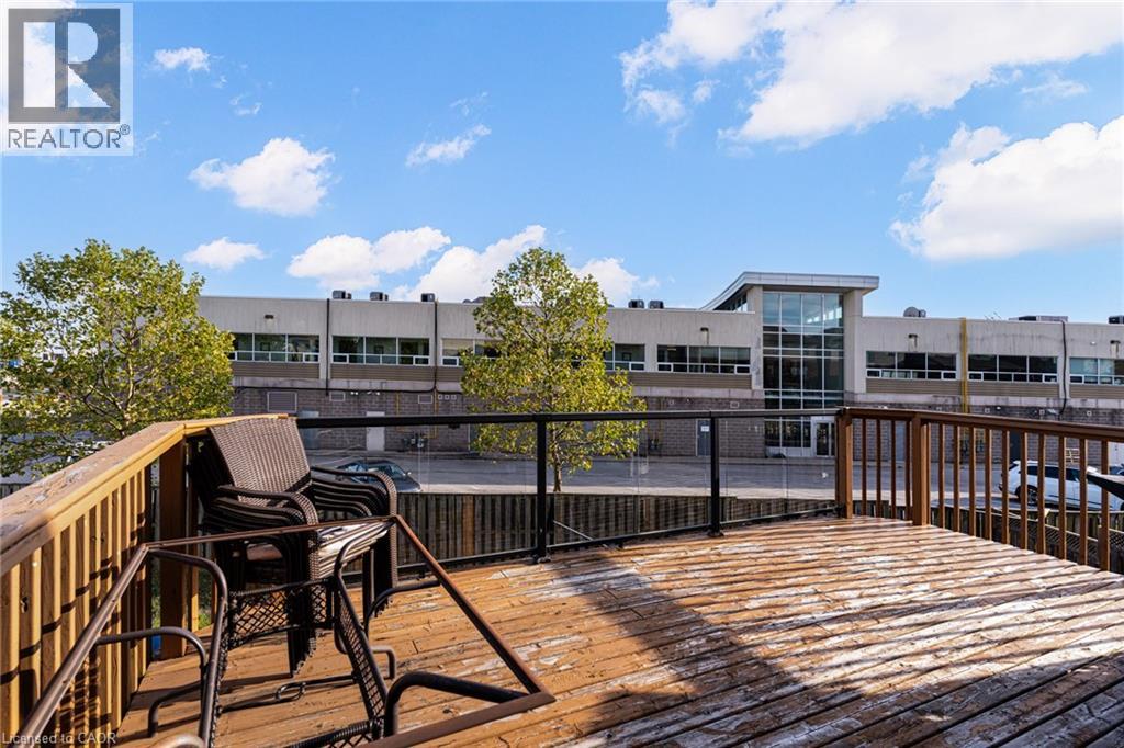 Photo 43 of 91 Candlewood Drive, Stoney Creek ON