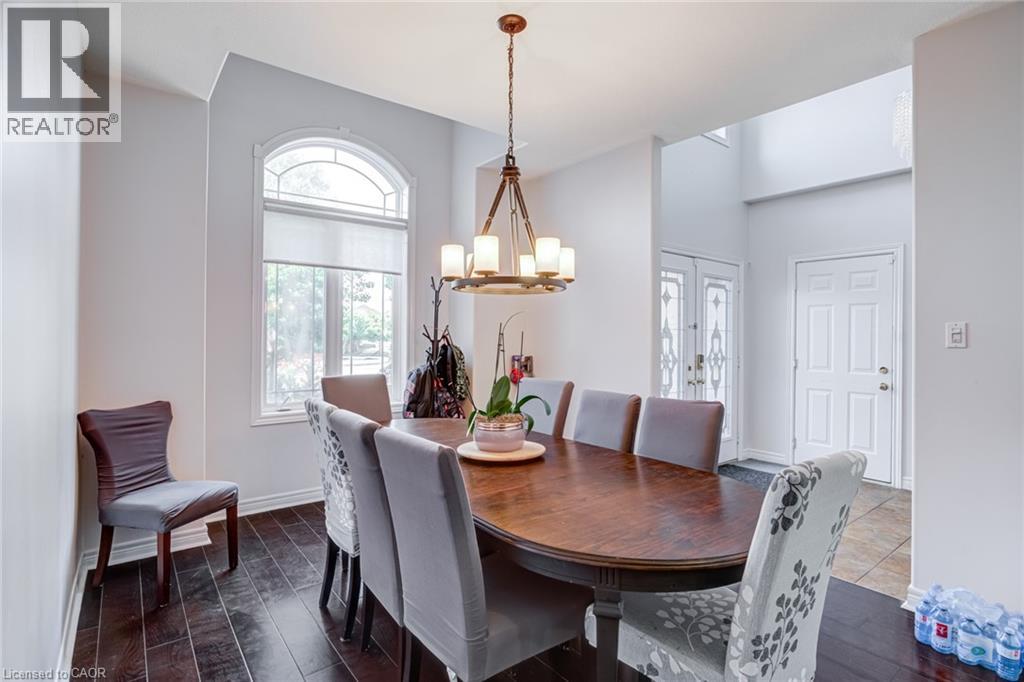 Photo 10 of 91 Candlewood Drive, Stoney Creek ON