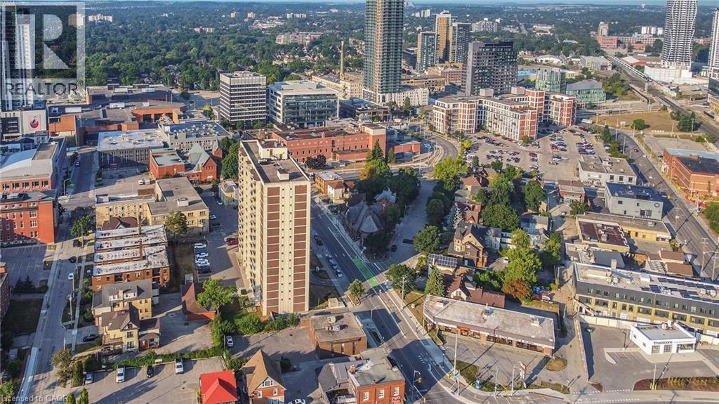 Photo 9 of 52 Water Street N, Kitchener ON