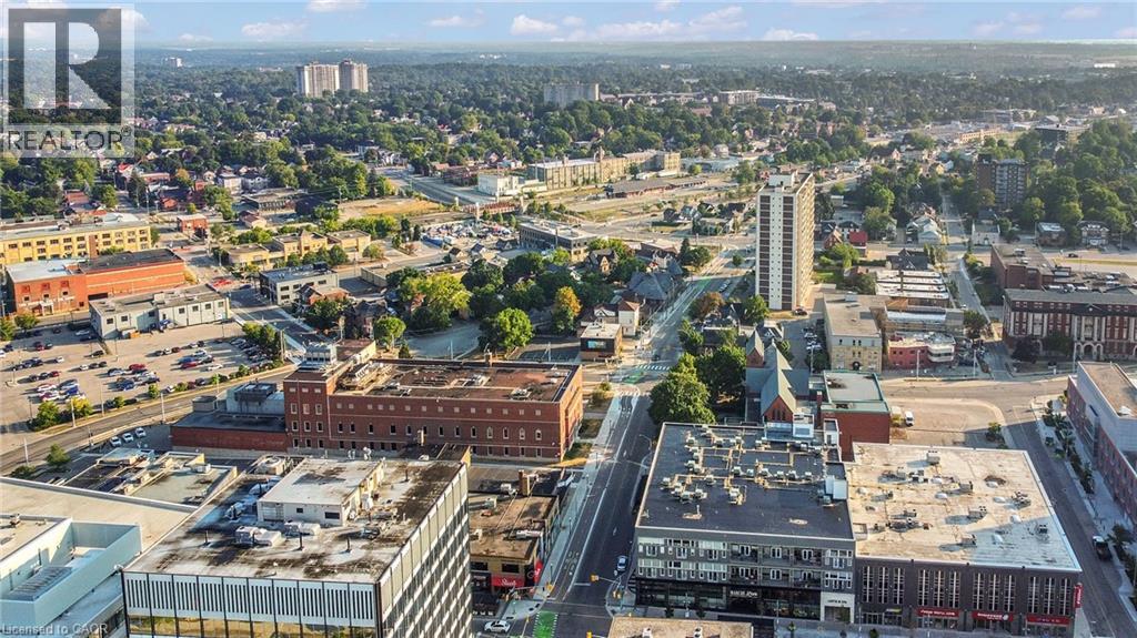 Photo 16 of 52 Water Street N, Kitchener ON