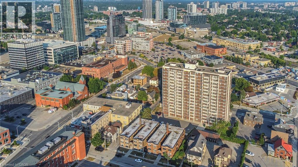 Photo 14 of 52 Water Street N, Kitchener ON