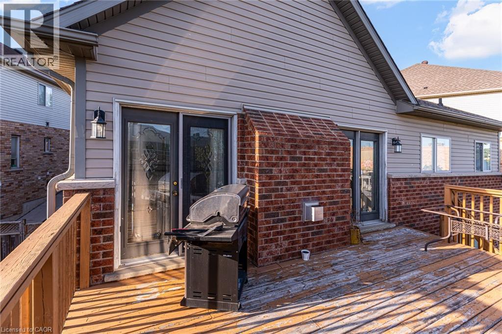Photo 41 of 91 Candlewood Drive, Stoney Creek ON