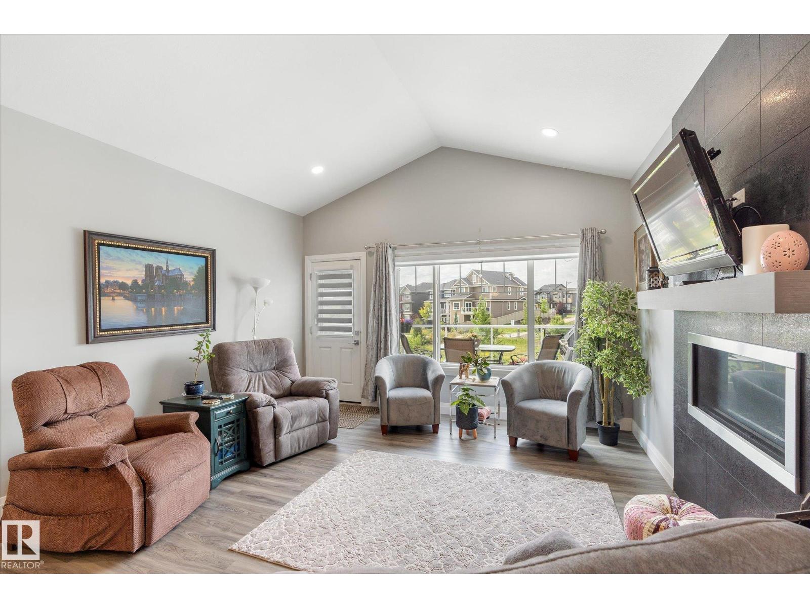 Photo 17 of 1381 Enright Ld Nw, Edmonton AB