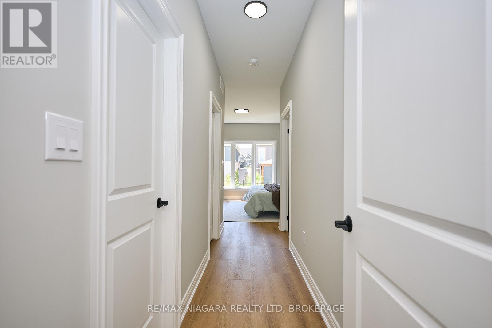 Photo 15 of 21 Sunrise Court N, Fort Erie ON