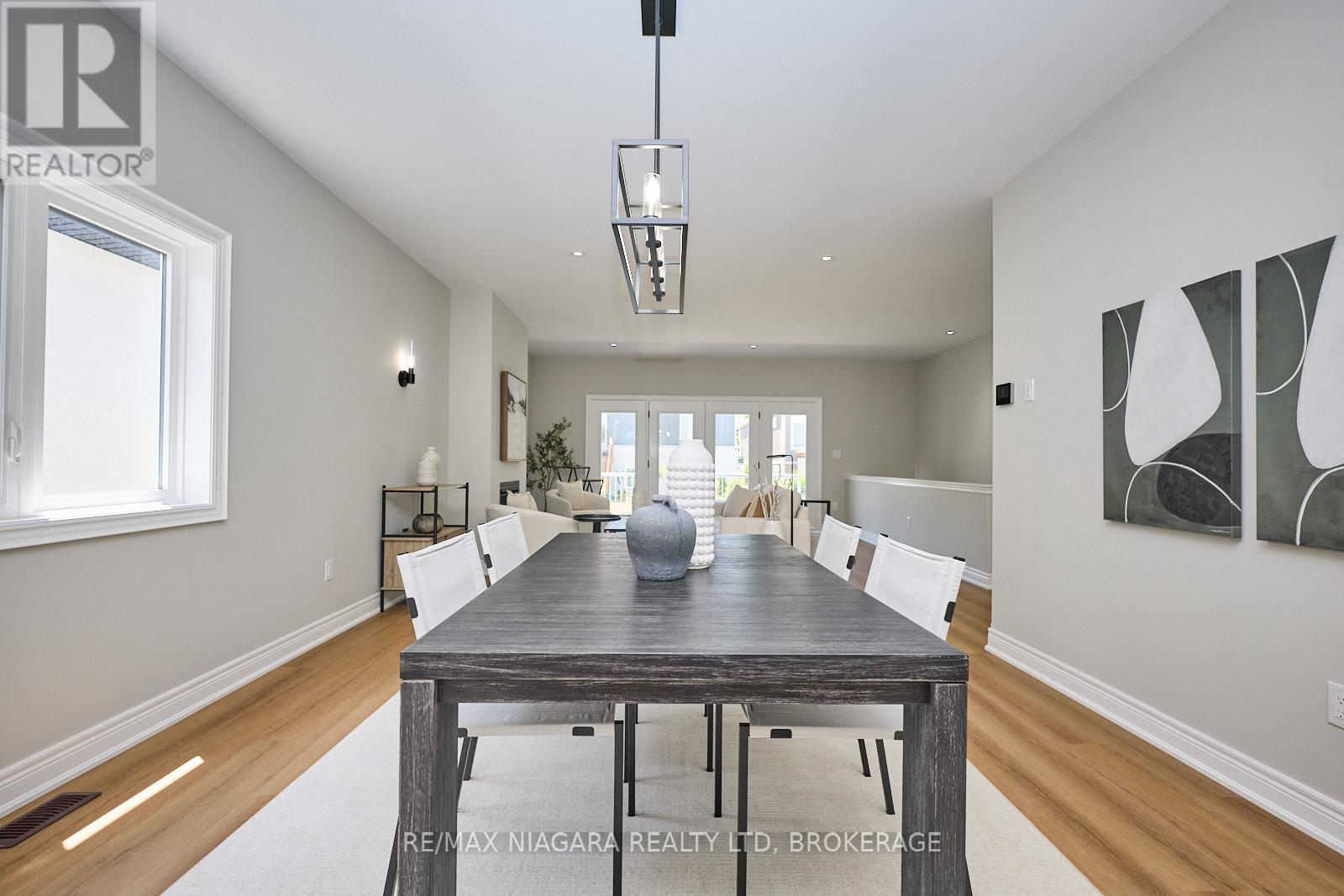 Photo 9 of 21 Sunrise Court N, Fort Erie ON