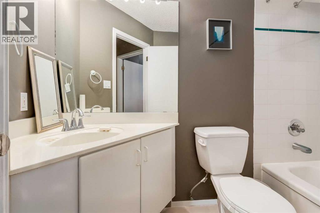 Single Family House Bungalow for Sale in  Hawkdale Circle NW Hawkwood Calgary 