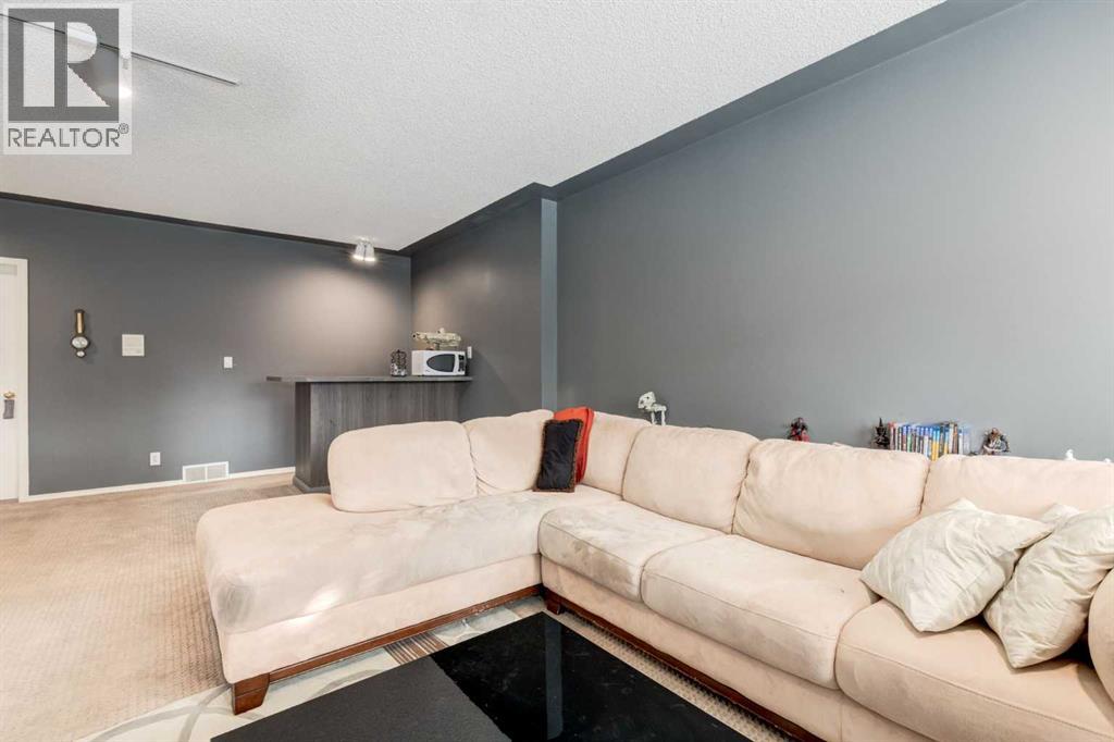 Single Family House Bungalow for Sale in  Hawkdale Circle NW Hawkwood Calgary 