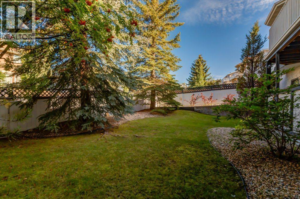 Single Family House Bungalow for Sale in  Hawkdale Circle NW Hawkwood Calgary 