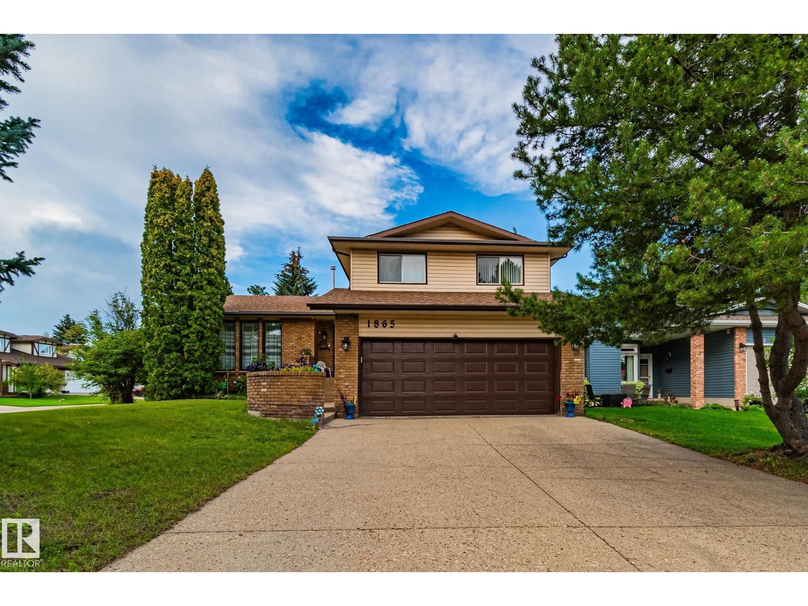 Photo 30 of 1865 104 A St Nw, Edmonton AB