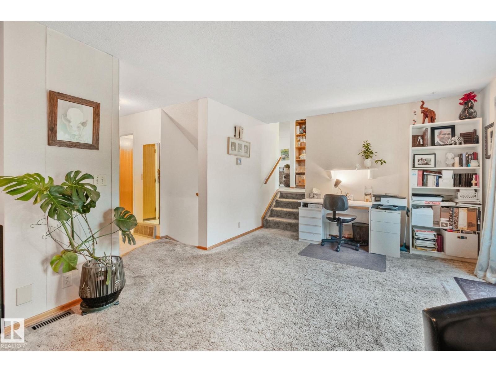 Photo 12 of 1865 104 A St Nw, Edmonton AB
