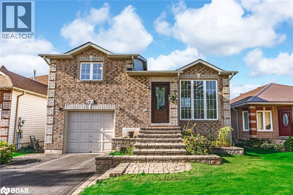 Photo 1 of 261 Mapleton Avenue, Barrie ON