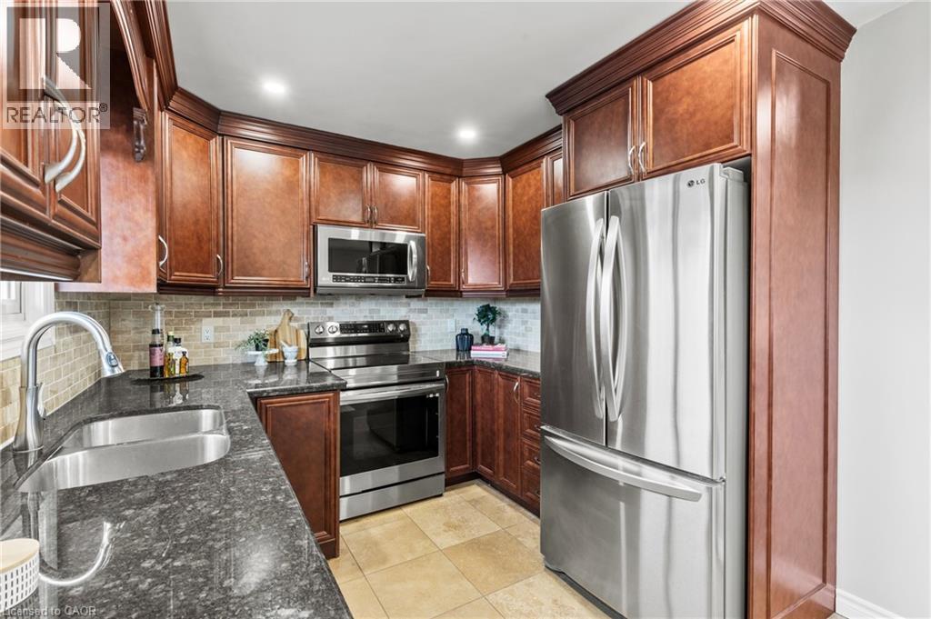 Photo 17 of 20 Leduc Street, Hamilton ON