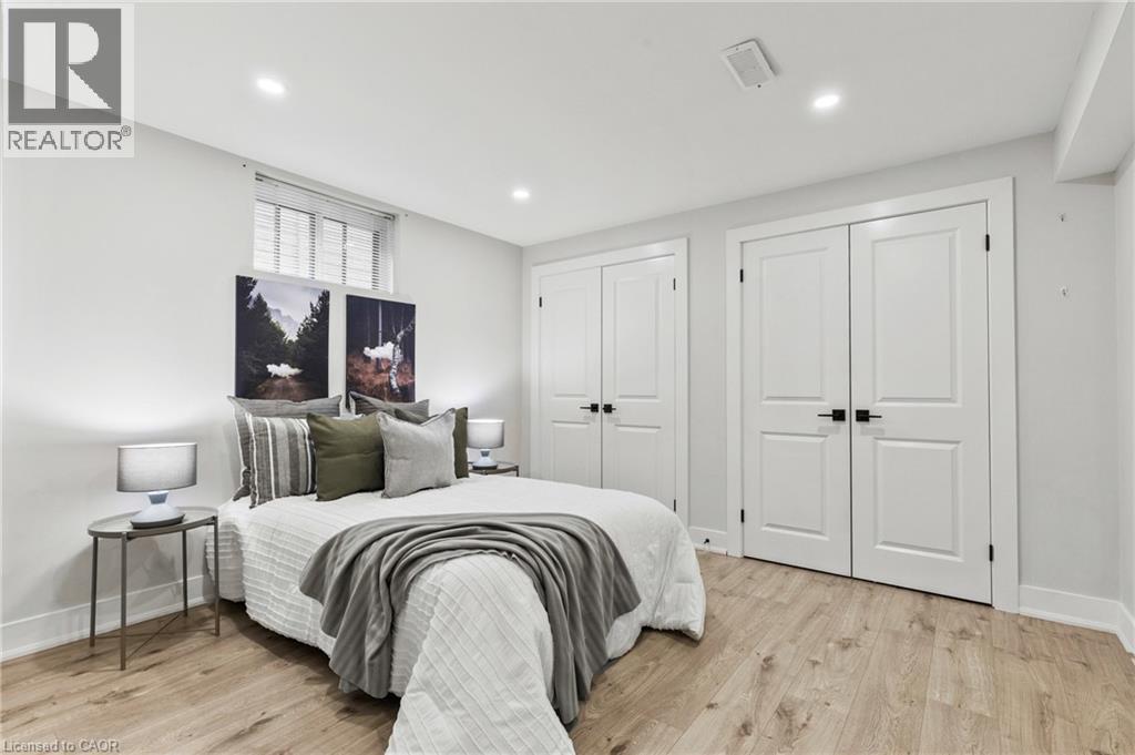 Photo 14 of 20 Leduc Street, Hamilton ON