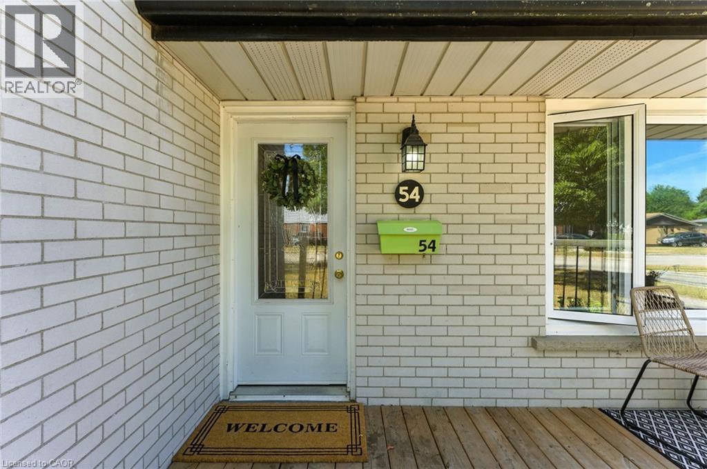 Photo 4 of 54 Gail Street, Cambridge ON