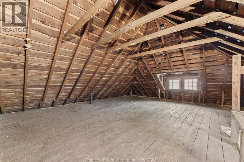 Photo 10 of 622 Janette Avenue, Windsor ON