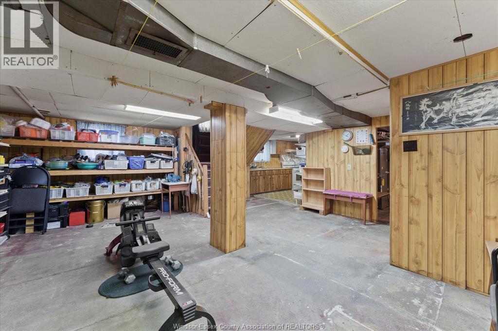 Photo 9 of 622 Janette Avenue, Windsor ON