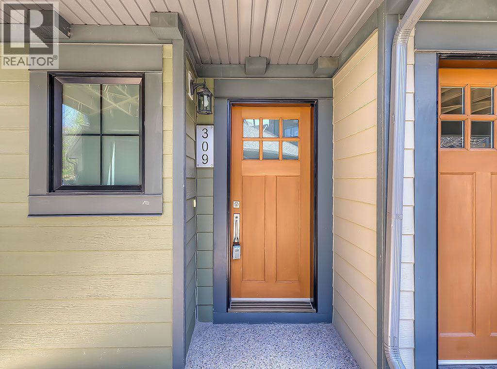Single Family House for Sale in  Ascot Circle SW Aspen Woods Calgary 