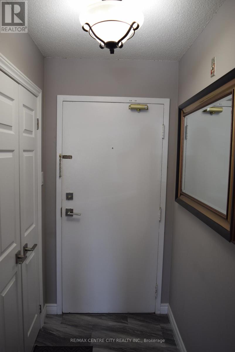 #207 5 JACKSWAY CRESCENT - 4