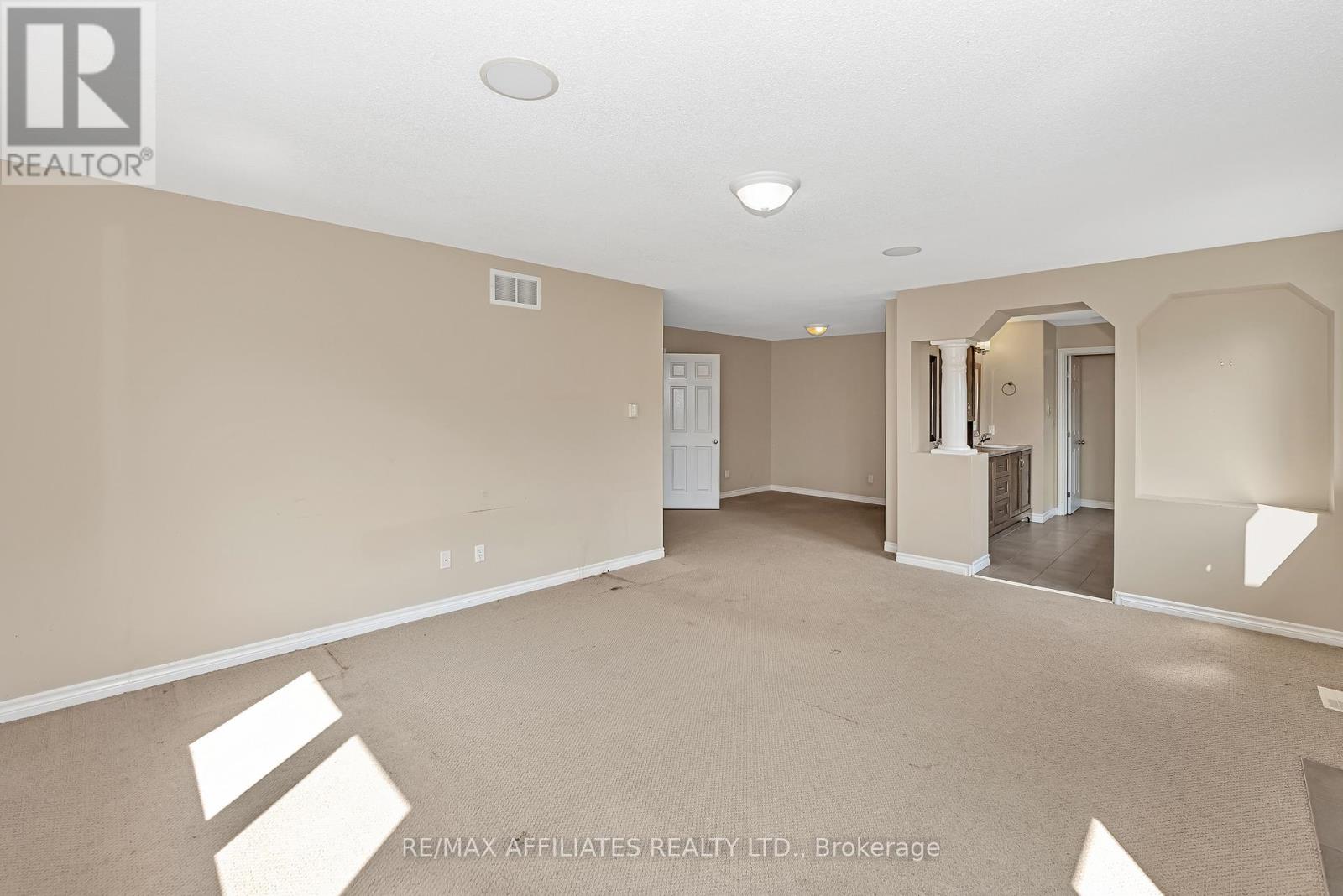 Photo 8 of 994 Fieldfair Way, Ottawa ON