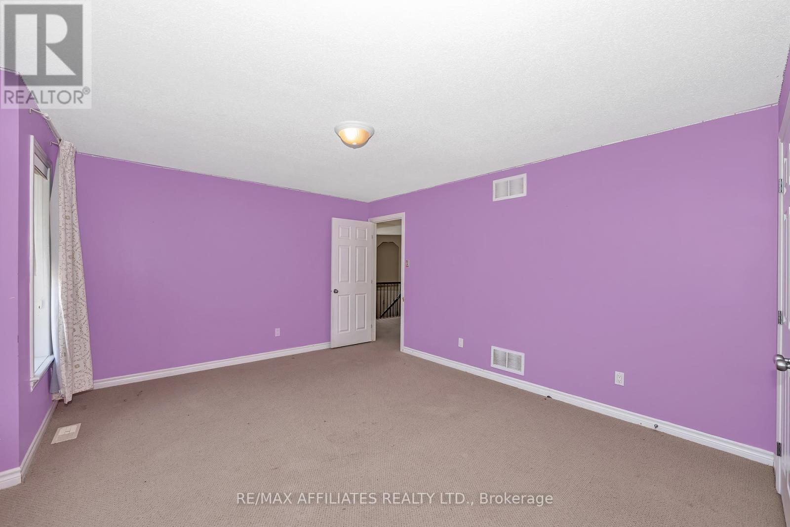 Photo 28 of 994 Fieldfair Way, Ottawa ON