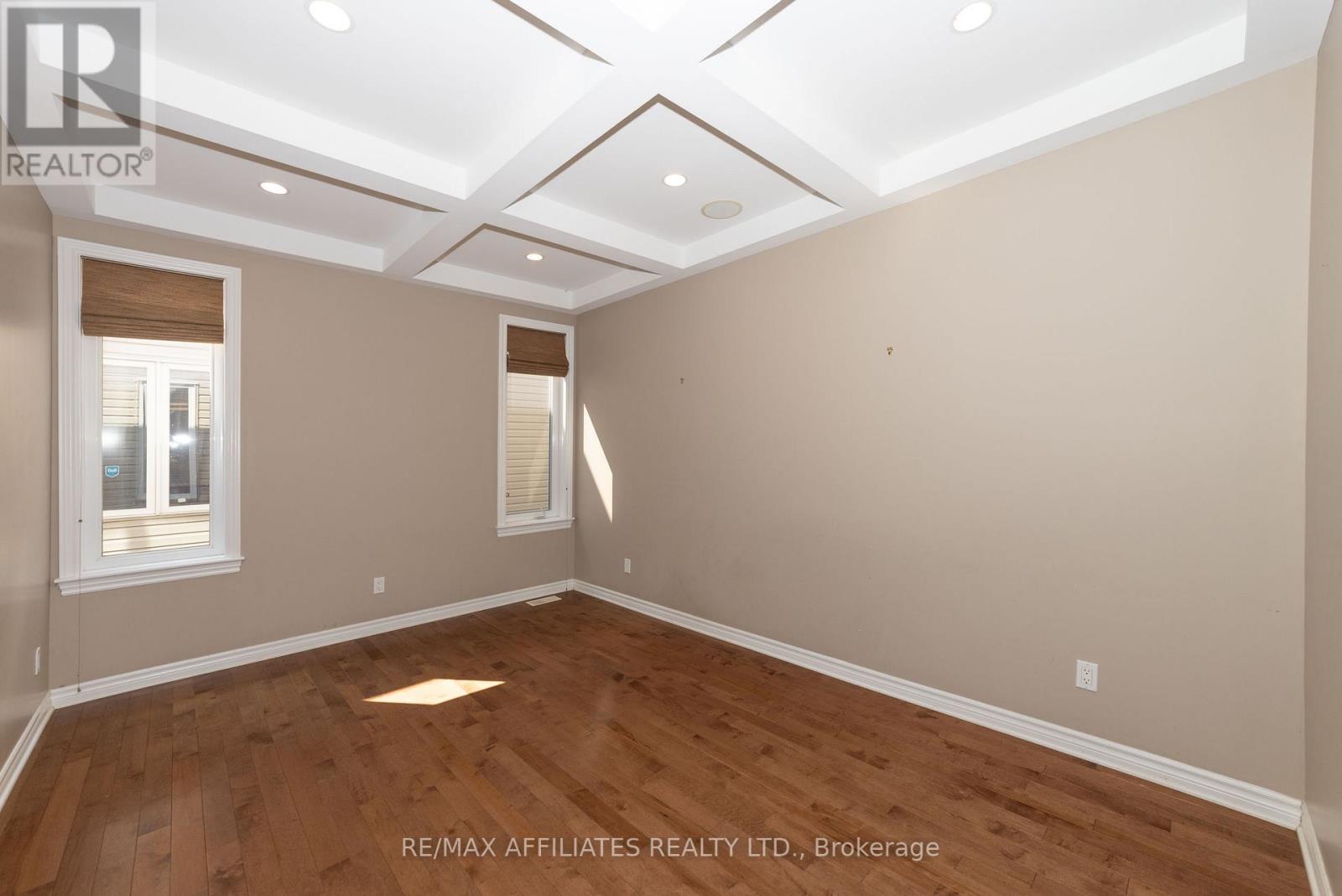 Photo 14 of 994 Fieldfair Way, Ottawa ON
