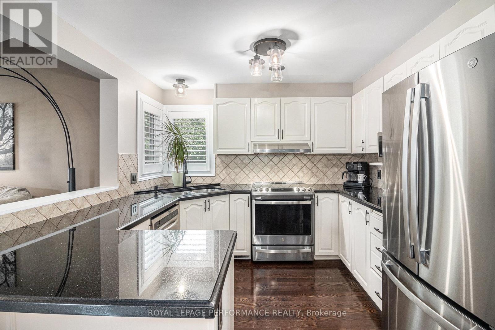 Photo 36 of 653 Thicket Way, Ottawa ON