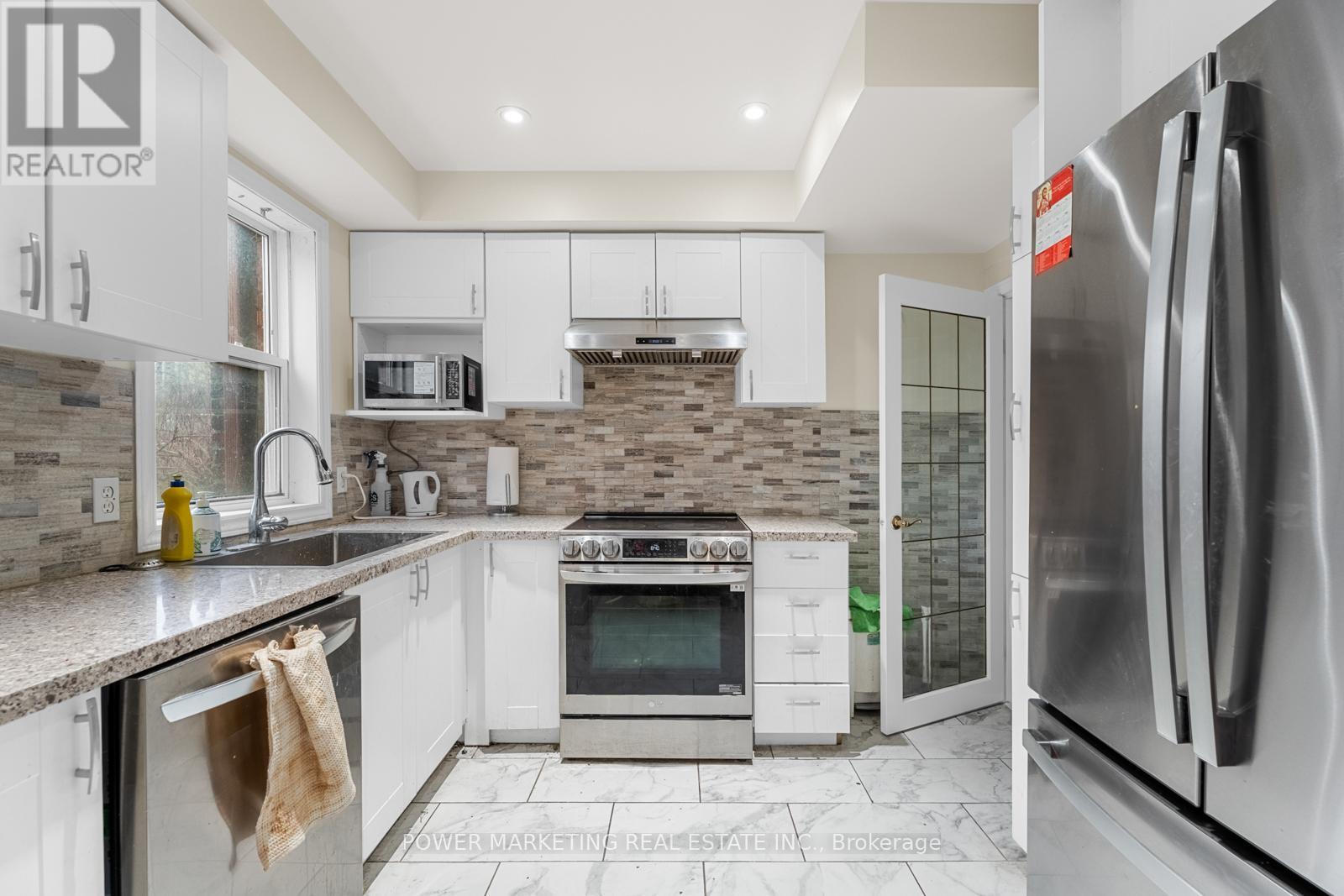 Photo 27 of 1047 Hollington Street, Ottawa ON