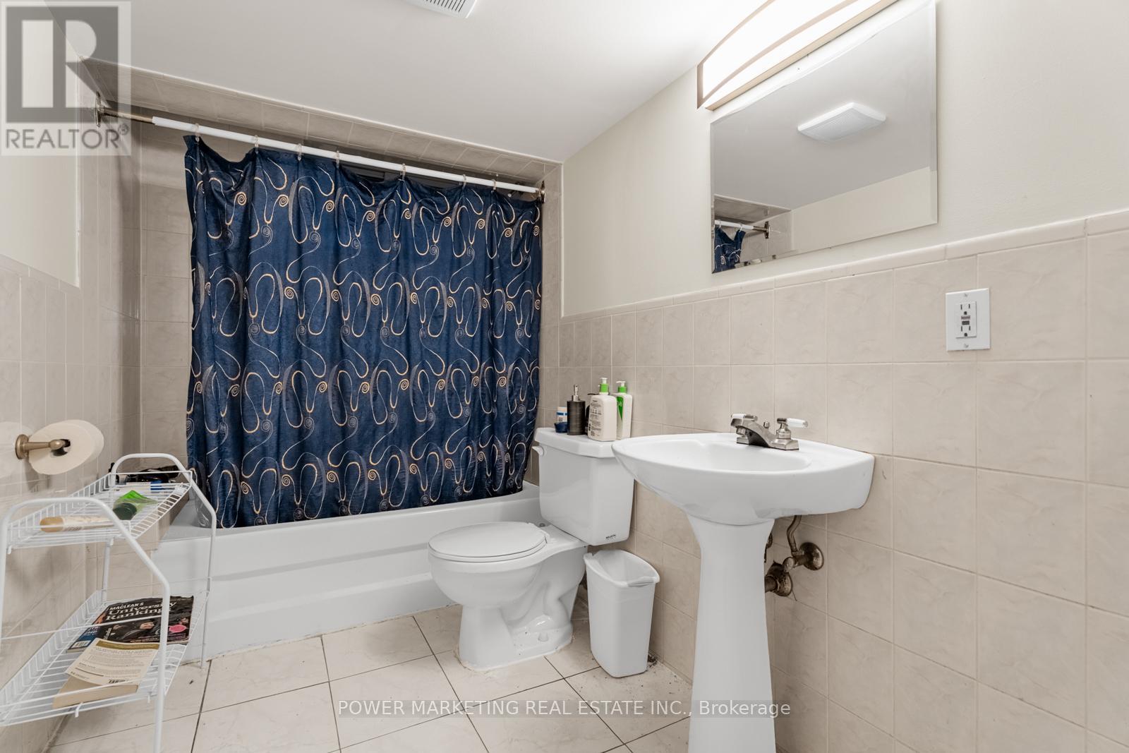 Photo 11 of 1047 Hollington Street, Ottawa ON