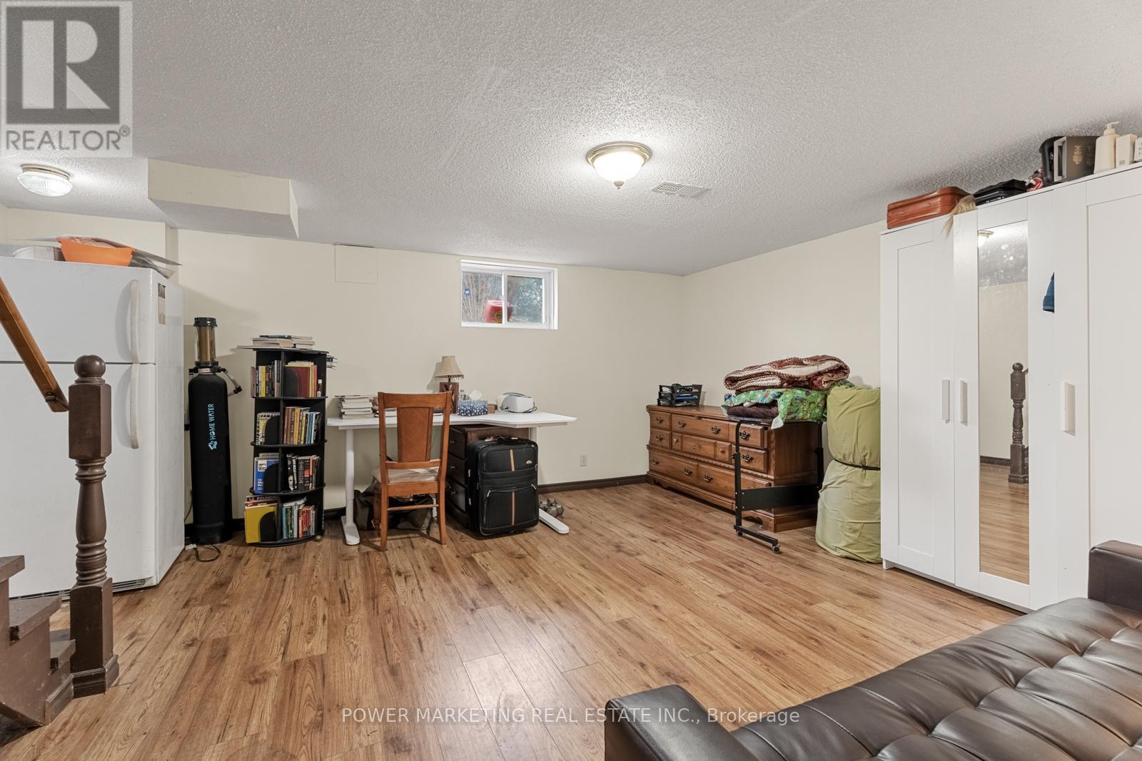 Photo 28 of 1047 Hollington Street, Ottawa ON