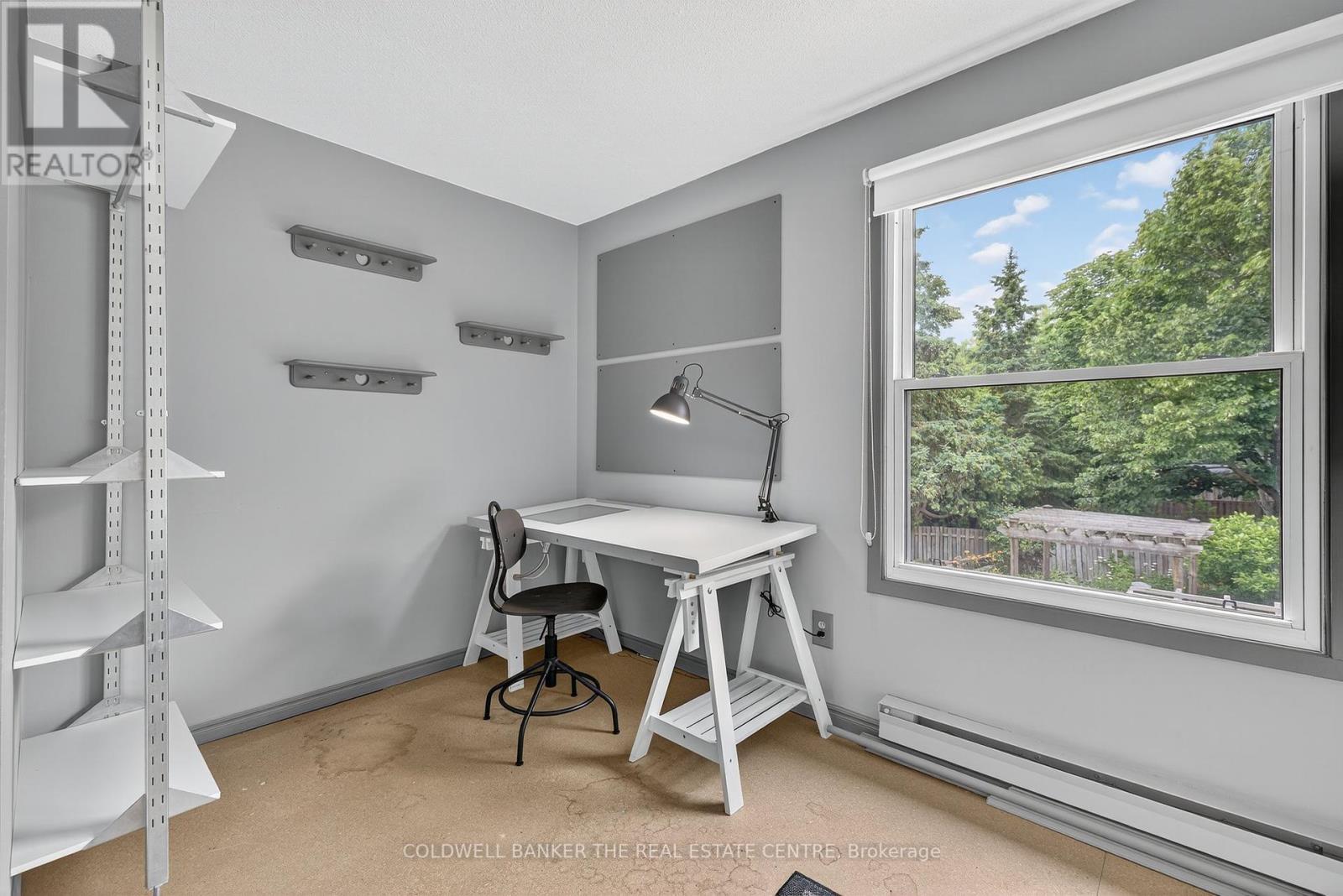 Photo 25 of 869 Magnolia Avenue, Newmarket ON