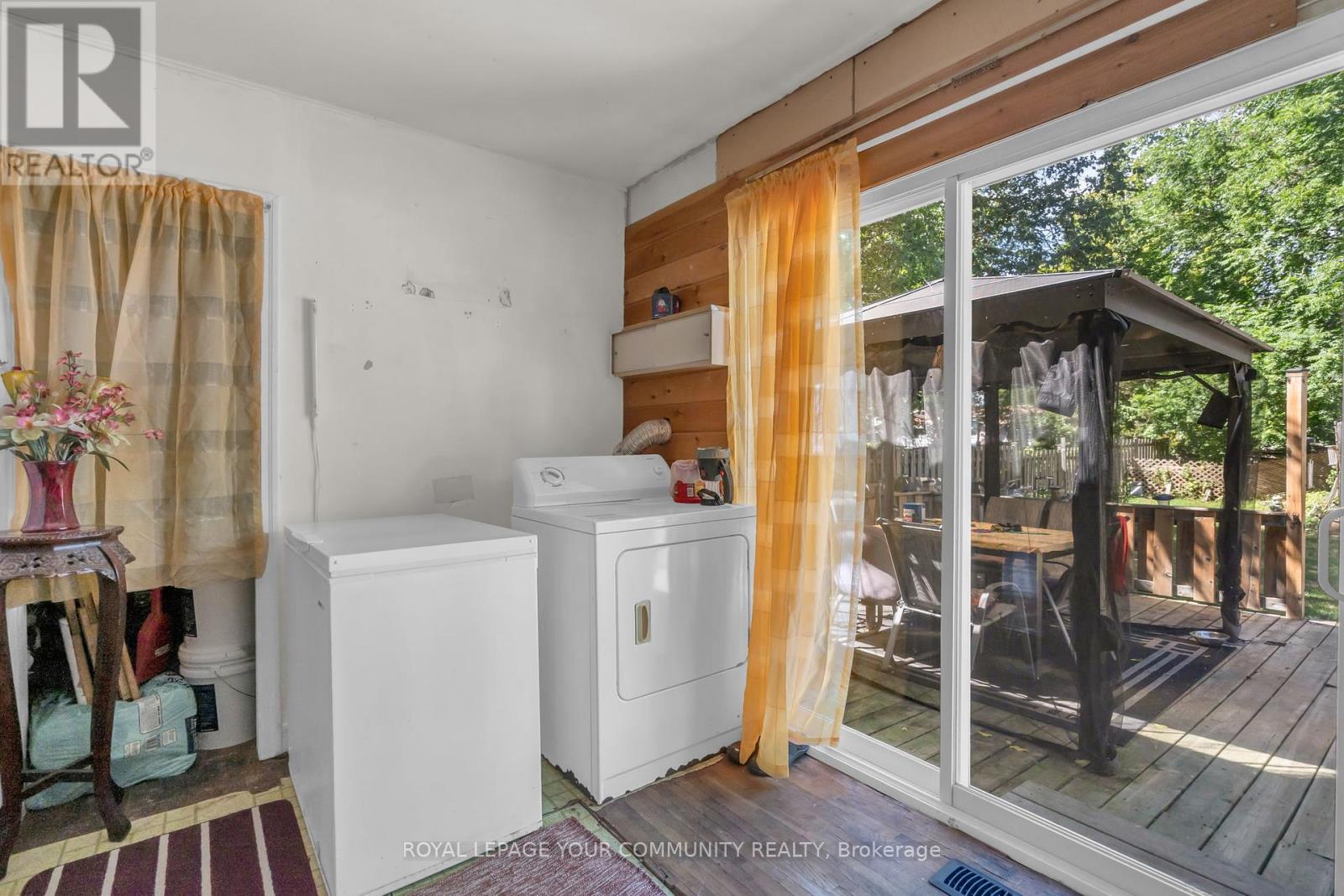 Photo 32 of 26 St James Street, Georgina ON