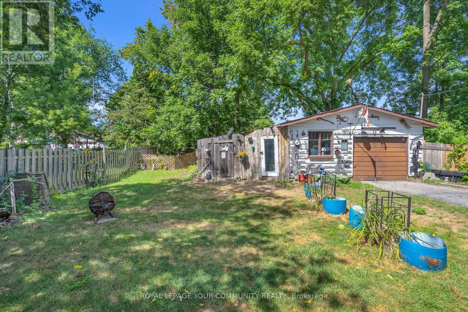 Photo 41 of 26 St James Street, Georgina ON