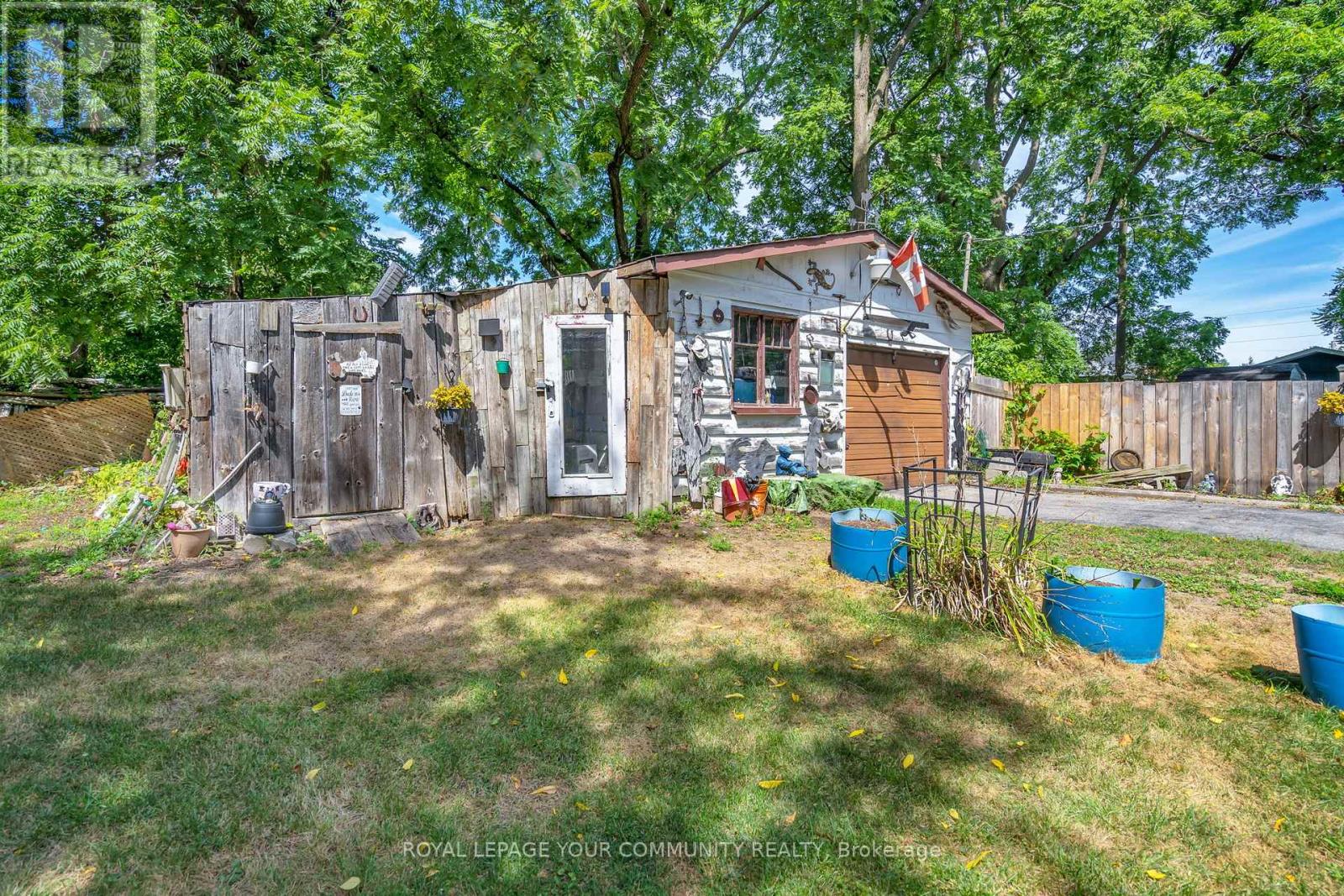 Photo 42 of 26 St James Street, Georgina ON