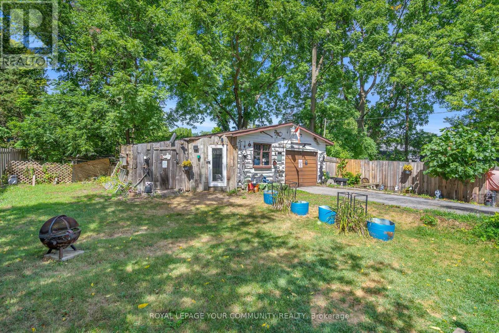 Photo 43 of 26 St James Street, Georgina ON