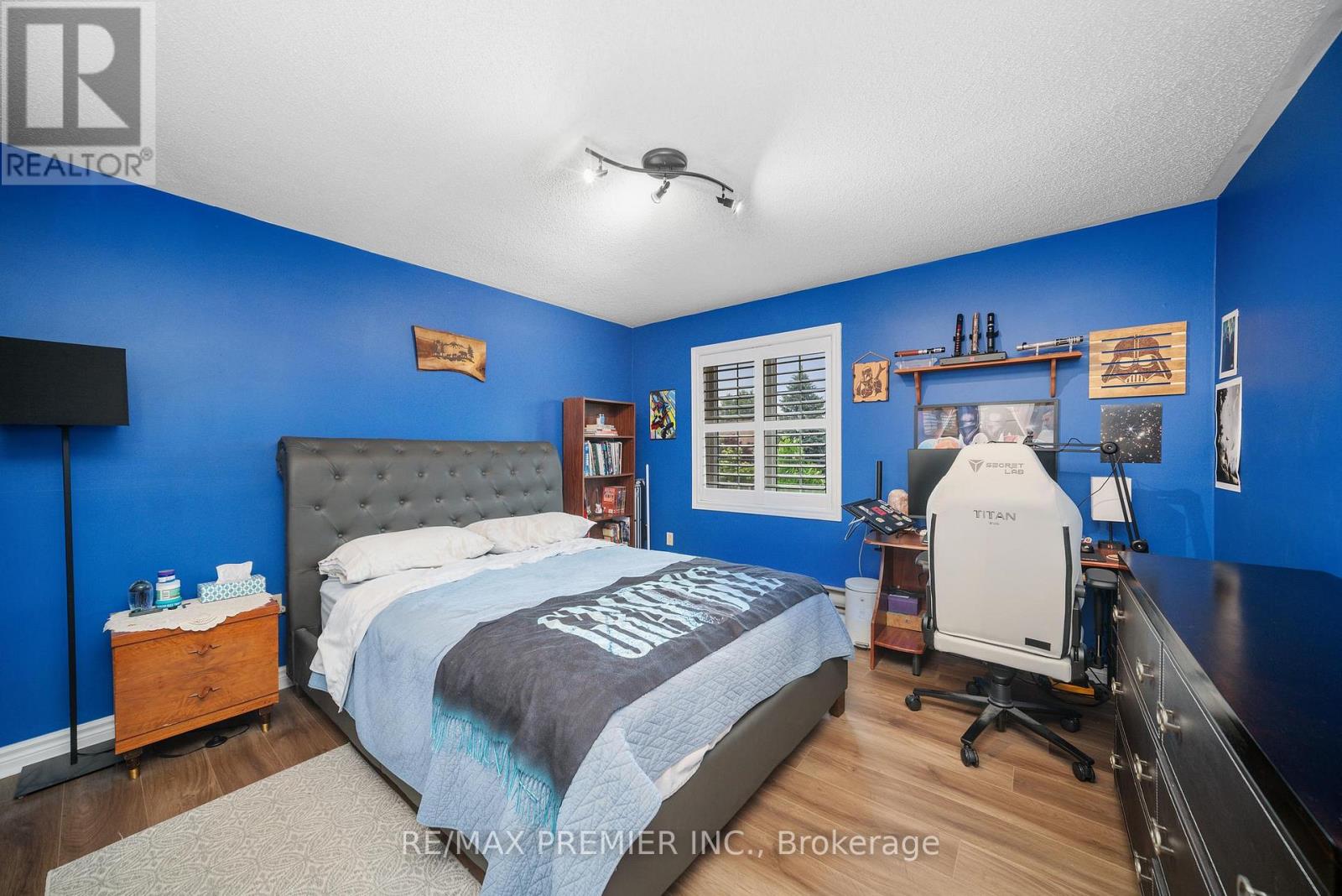 Photo 23 of 618 Ponting Place, Newmarket ON