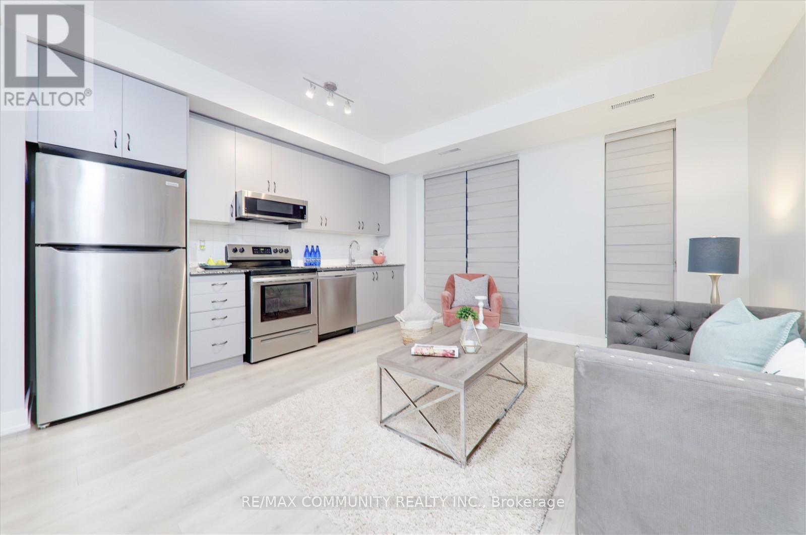Photo 16 of 206 1709 Bur Oak Avenue, Markham ON