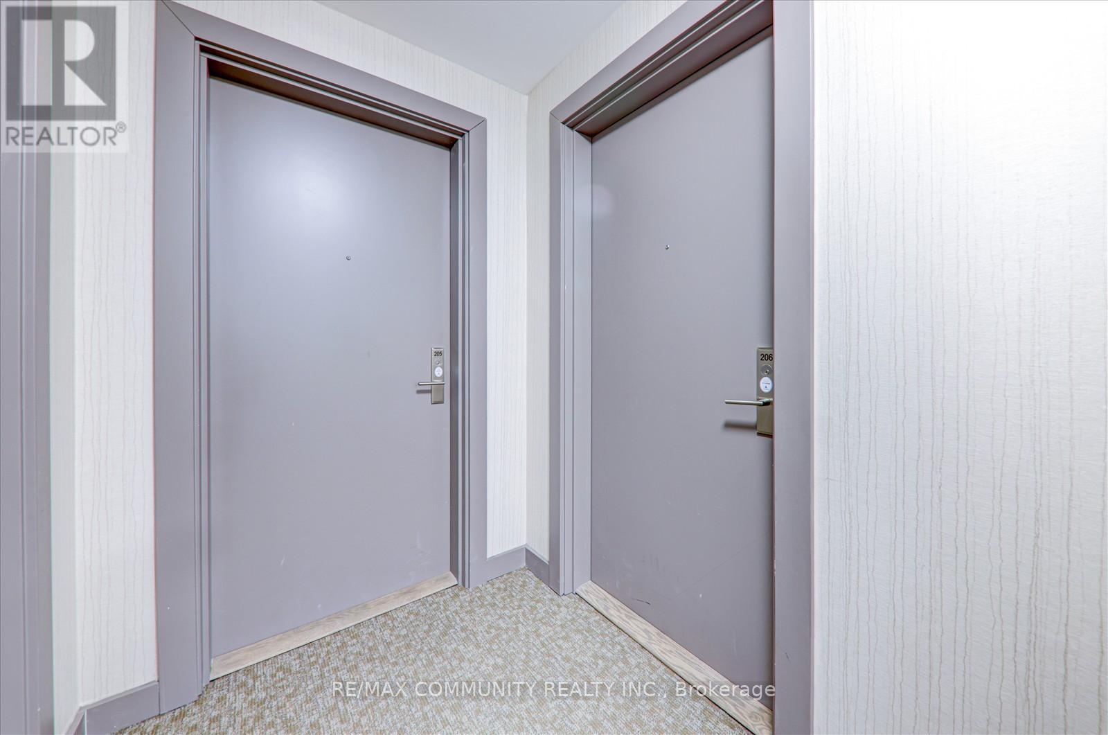 Photo 23 of 206 1709 Bur Oak Avenue, Markham ON