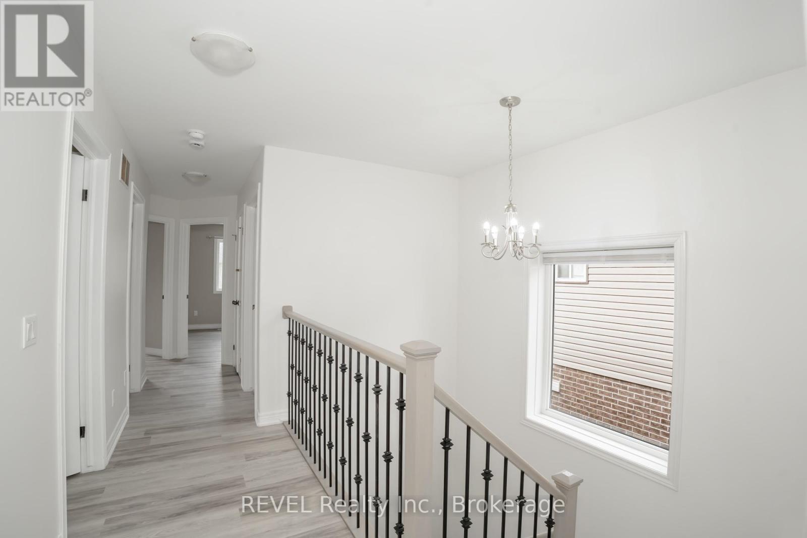 Photo 24 of Upper 6739 Sam Iorfida Drive, Niagara Falls ON