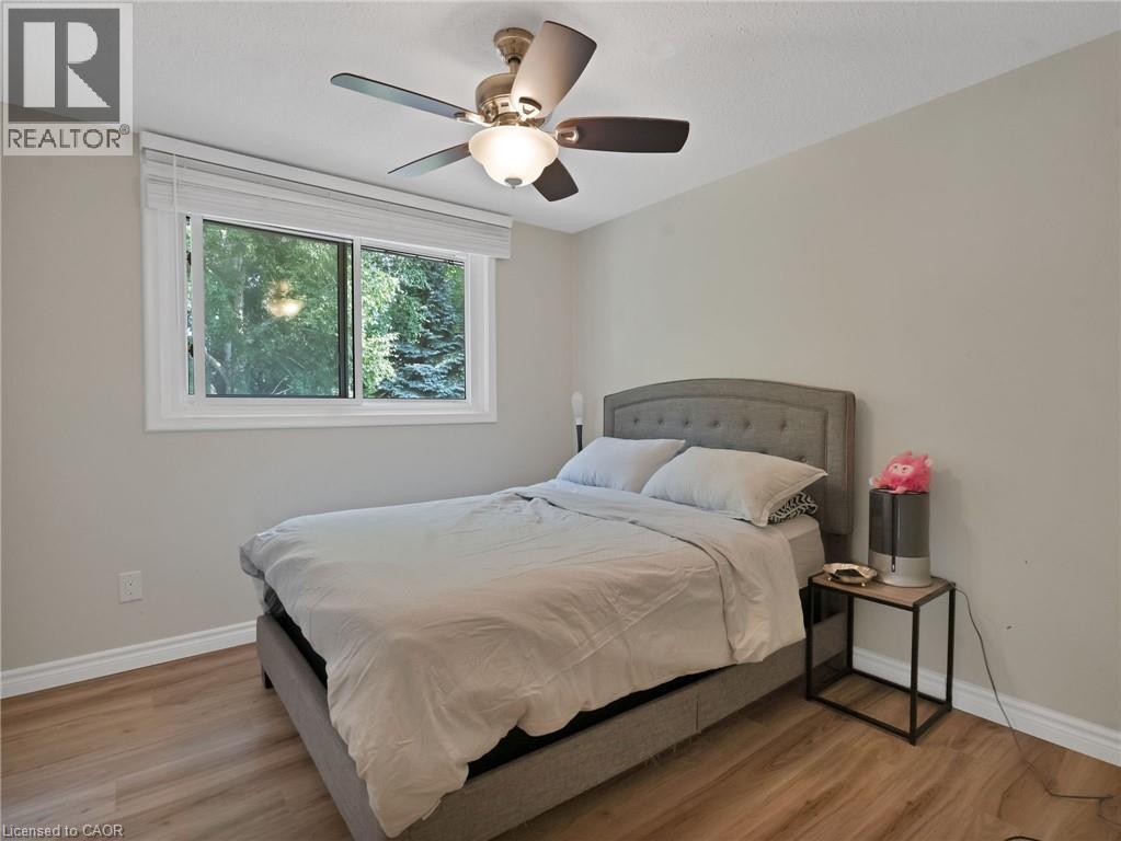 Photo 15 of 64 Garrow Drive, Hamilton ON