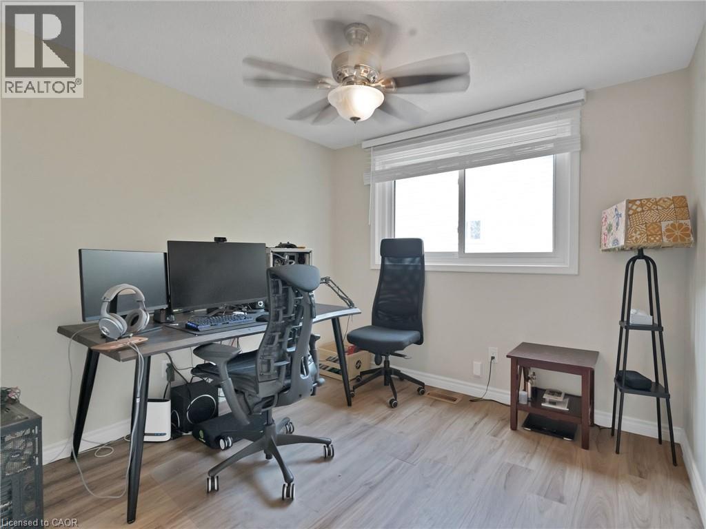 Photo 30 of 64 Garrow Drive, Hamilton ON