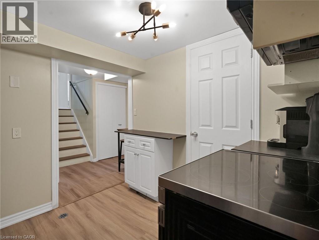 Photo 25 of 64 Garrow Drive, Hamilton ON