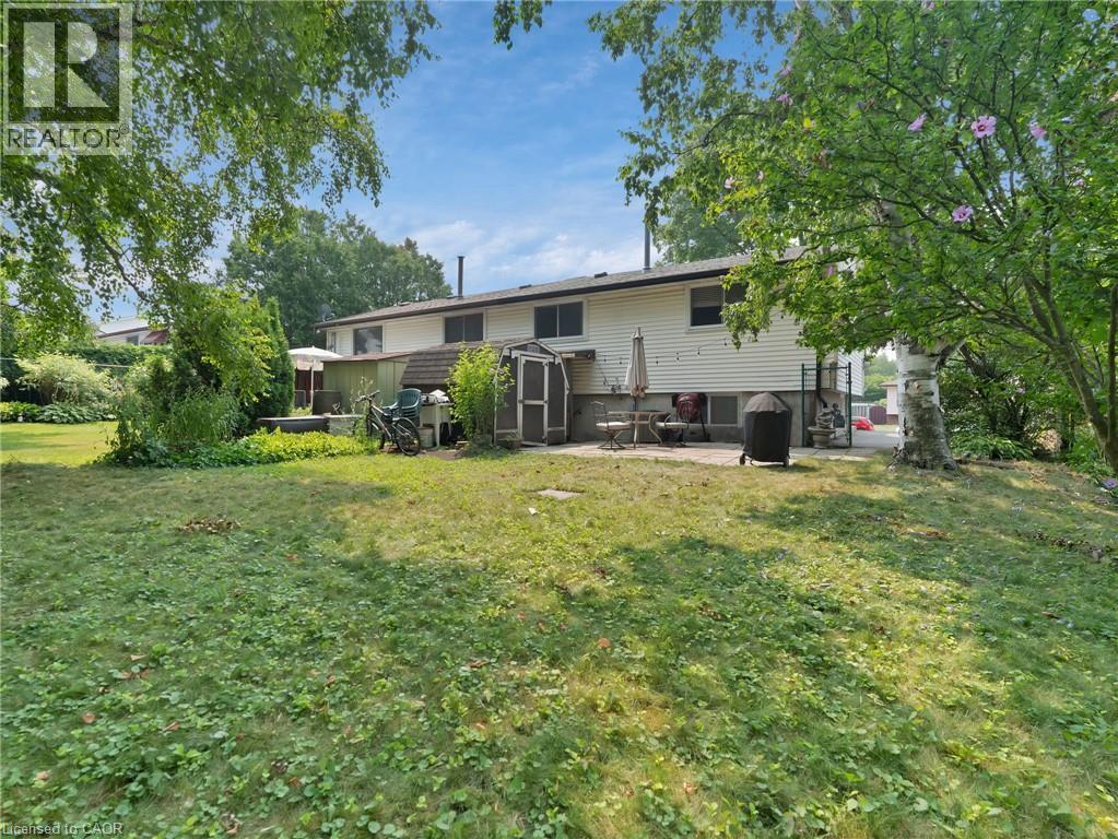 Photo 8 of 64 Garrow Drive, Hamilton ON
