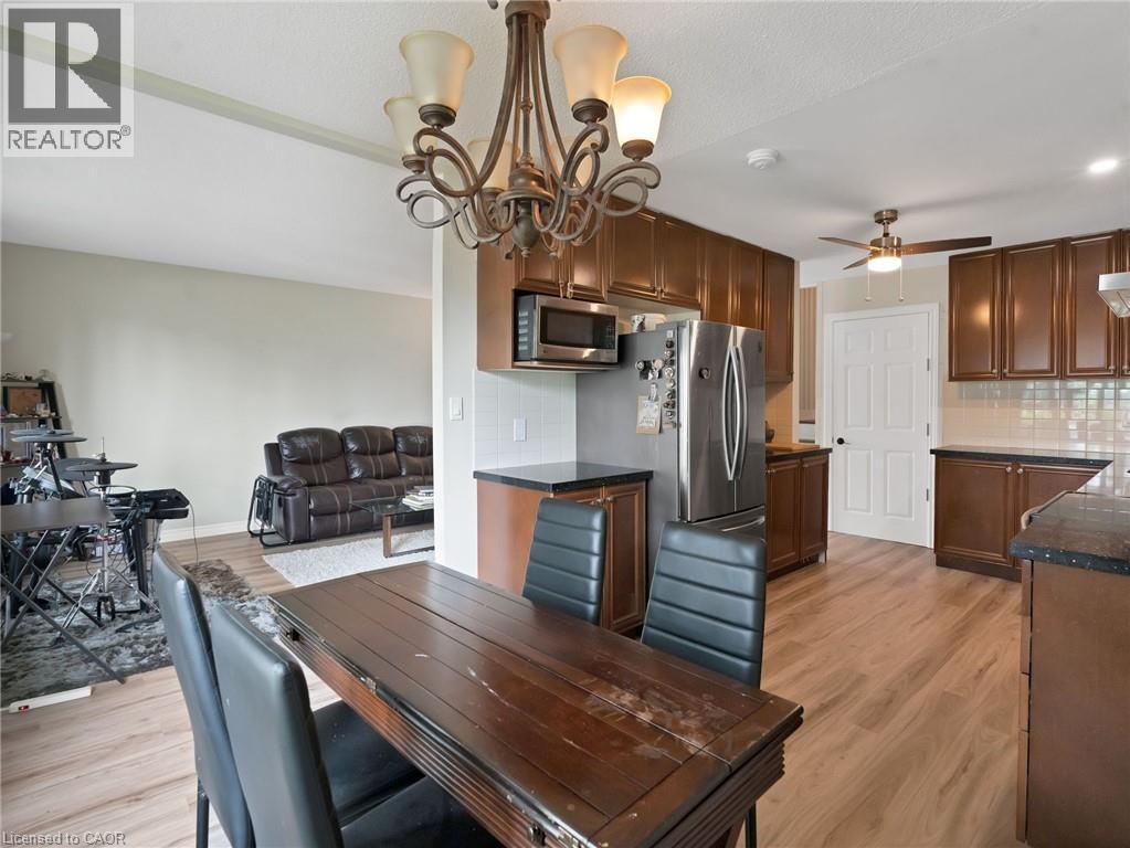 Photo 24 of 64 Garrow Drive, Hamilton ON