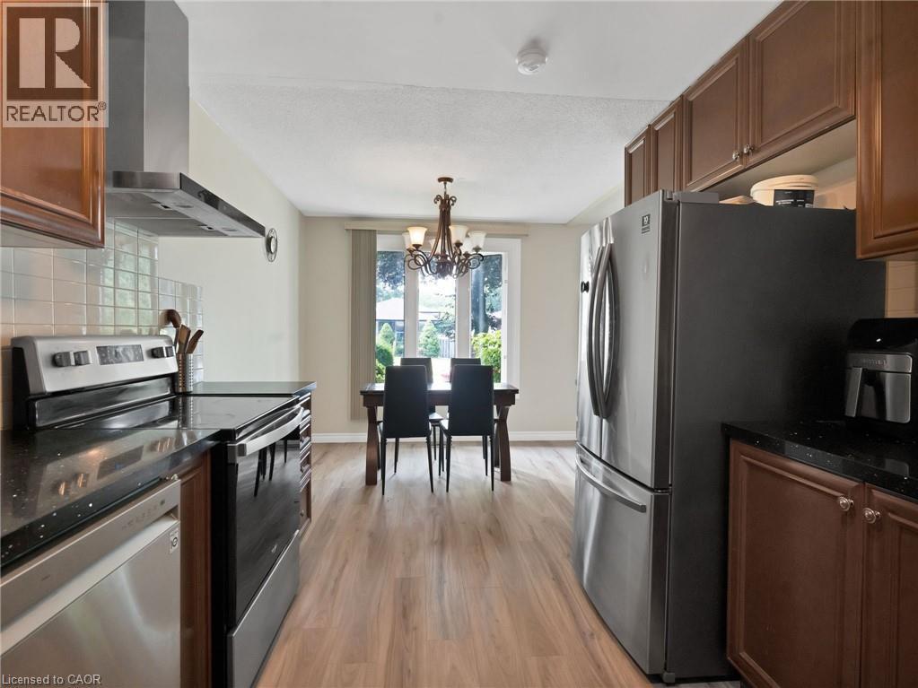 Photo 12 of 64 Garrow Drive, Hamilton ON