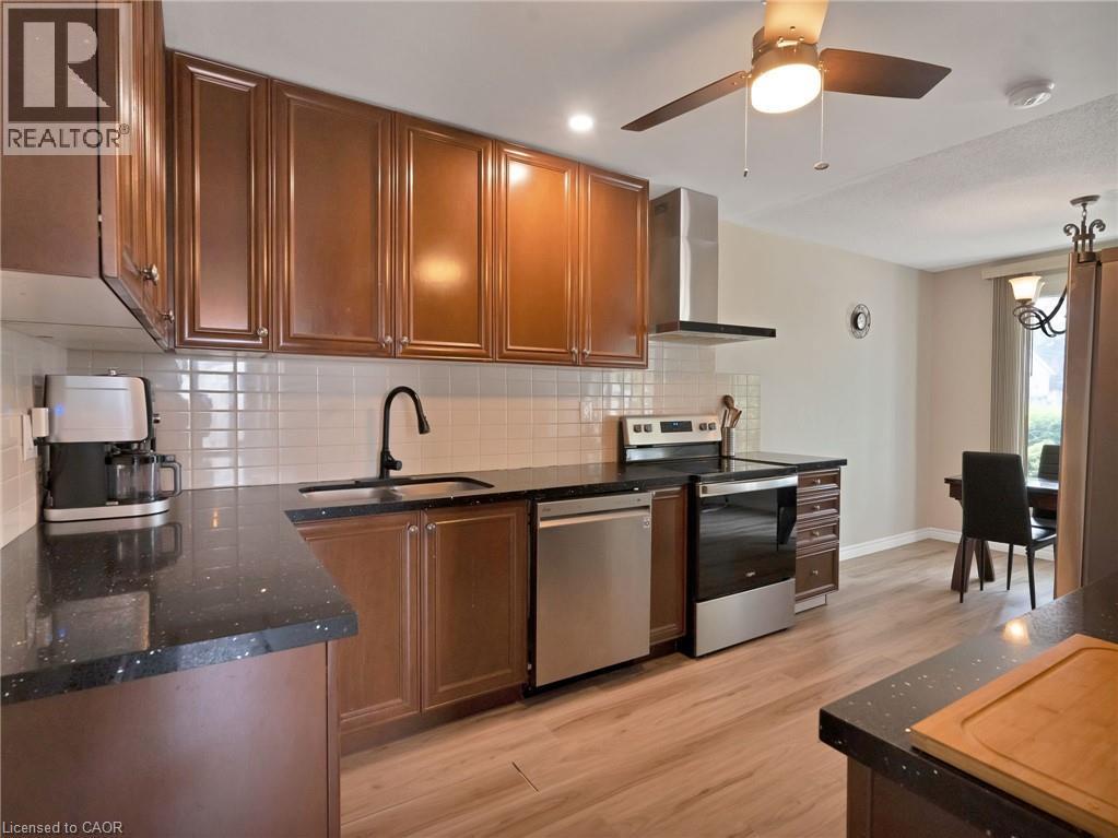 Photo 23 of 64 Garrow Drive, Hamilton ON