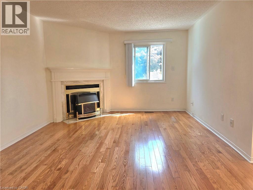 Photo 3 of 38 Elora Drive Unit 38, Hamilton ON
