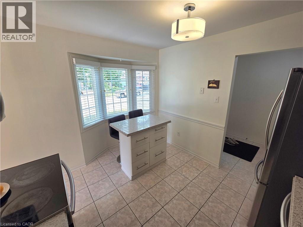 Photo 13 of 38 Elora Drive Unit 38, Hamilton ON