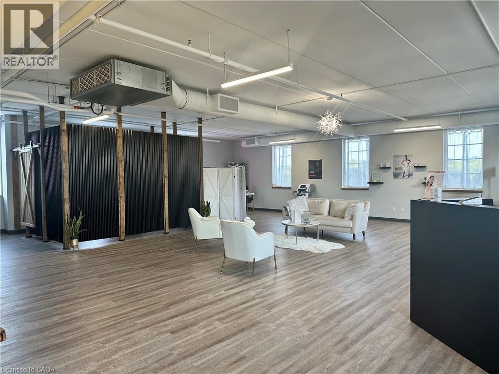 Photo 2 of 146 Forfar Street W Unit 301, Caledonia ON